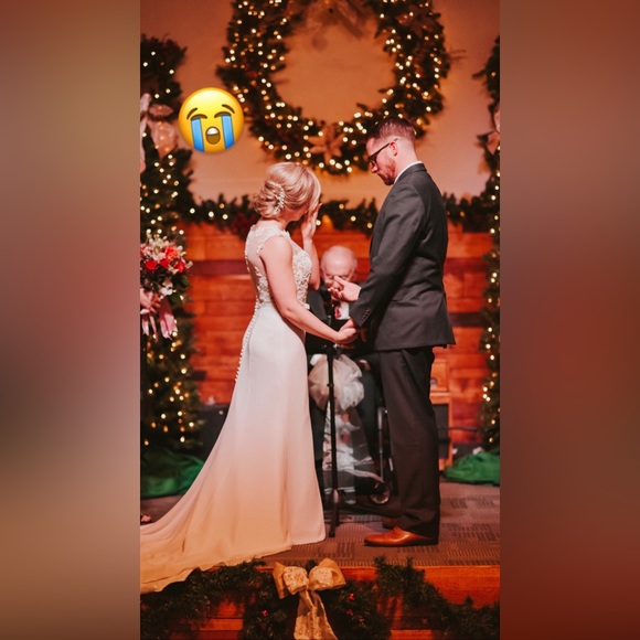 Gorgeous lace wedding dress for sale! Altered to a size 4. Worn once (obvi) 😂 - Picture 3 of 3